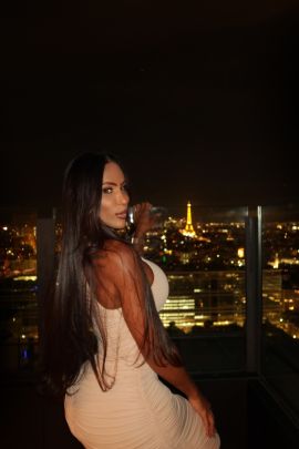 TS Jhennifer 