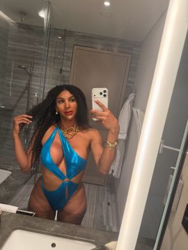 Isabella Latina