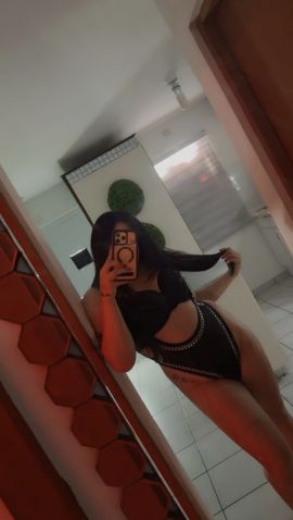 Veronica  Real