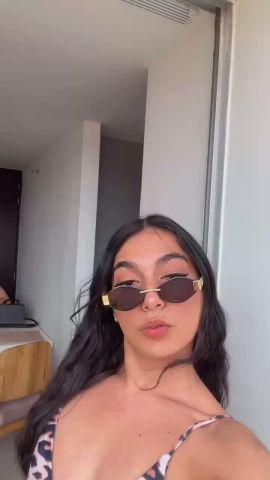 Mia