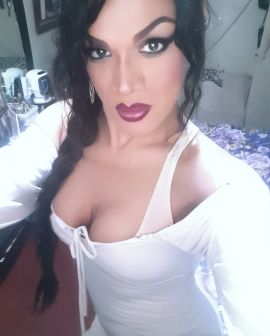 MORENITA DOTADA