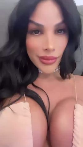 Alexandra Hernandez