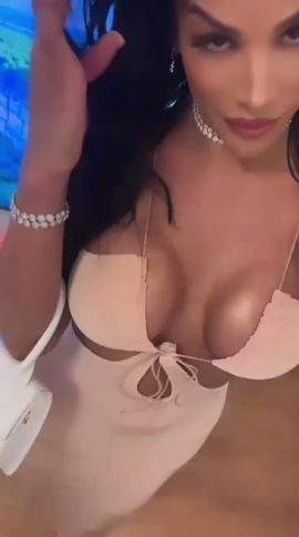 Alexandra Hernandez
