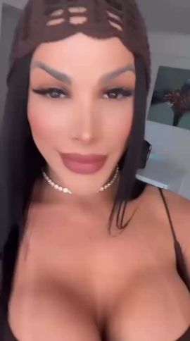 Alexandra Hernandez