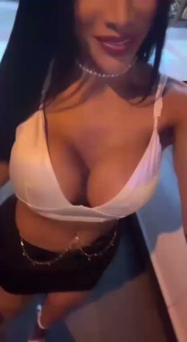 Alexandra Hernandez