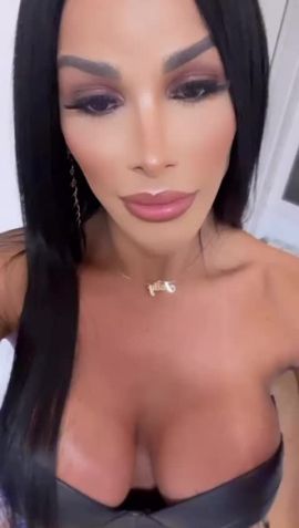 Alexandra Hernandez