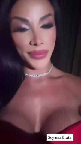 Alexandra Hernandez