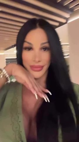 Alexandra Hernandez