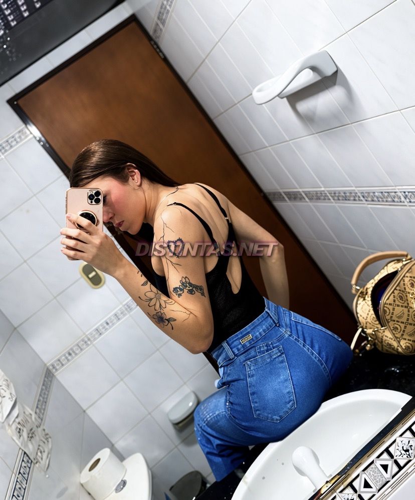 Angela Rivas