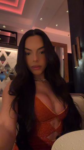Isis Machado