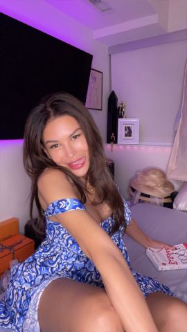 Juicy Alicia