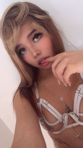 Mia