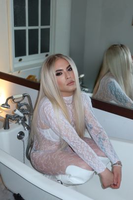 Miss Nicole Souza