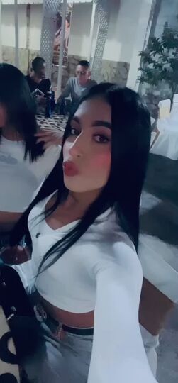 Lili Victoria