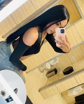 Lili Victoria 
