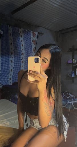 Lili Victoria 