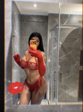 Jennyfer Knust