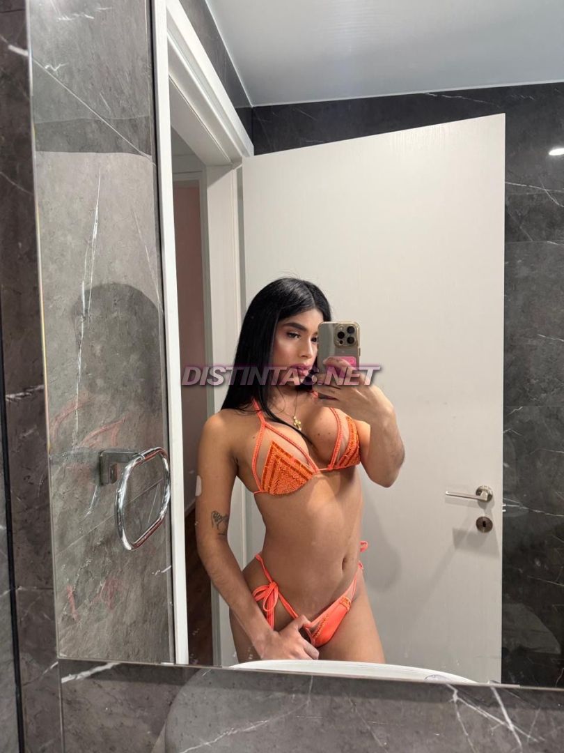 Ashley Capri