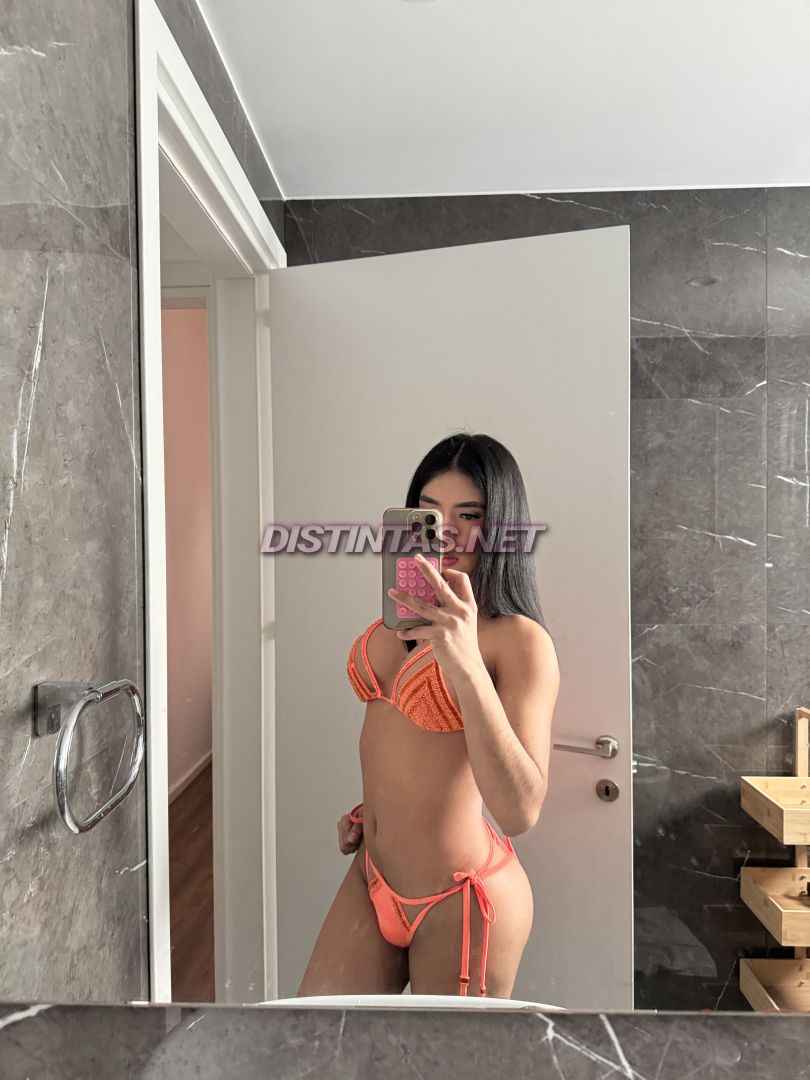 Ashley Capri