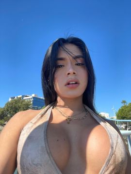 Ashley Capri