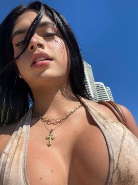 Ashley Capri