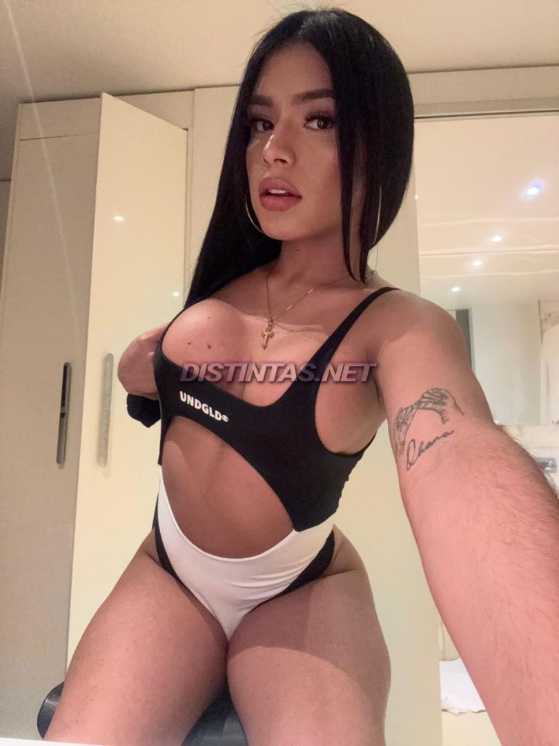 Ashley Capri