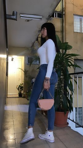 Hellen C
