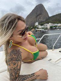 Nicolly di Capri