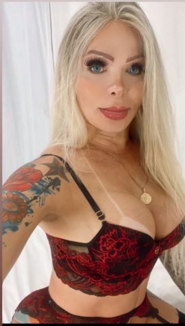 Nicolly di Capri