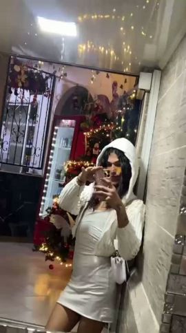 Mia
