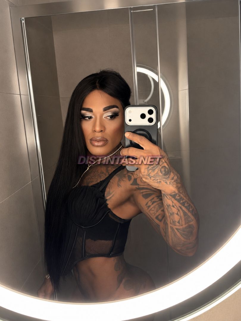 Amanda Black XXL