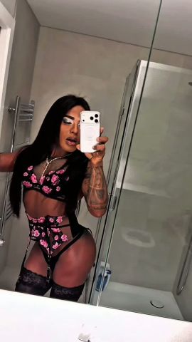 Amanda Black XXL