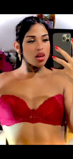 Claudia reyes