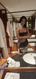 Tall leggy stunner