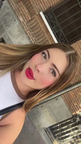 Sara Cute