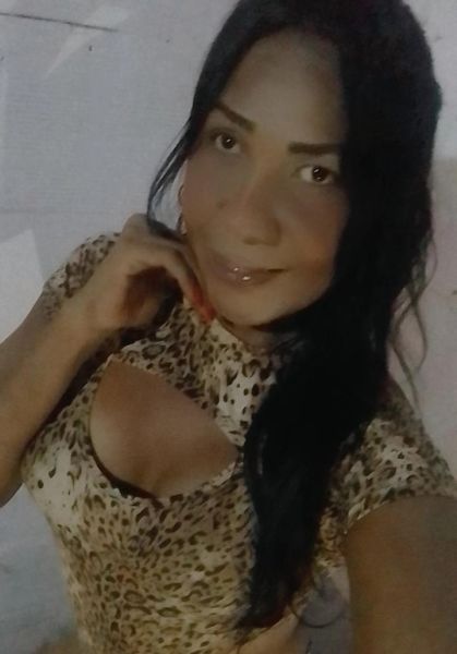 Soy activa complaciente estoy aquí para complacer tu deseo mi WhatsApp 04127855443. 