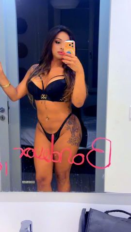 Paty Alves 