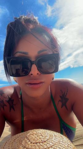 Paty Alves 