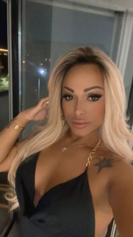 Paty Alves 