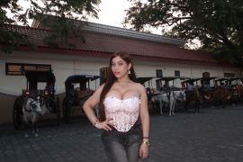 MustTry Roxanne