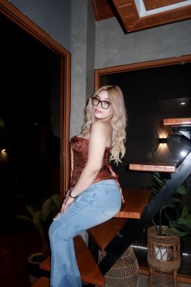 MustTry Roxanne