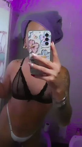 Ariana L