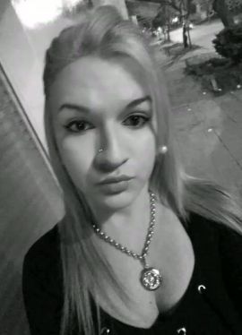 Ariana L