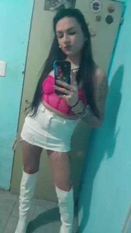 Ariana L