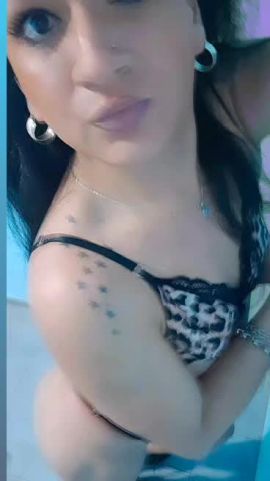 Ariana L