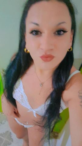 Ariana L