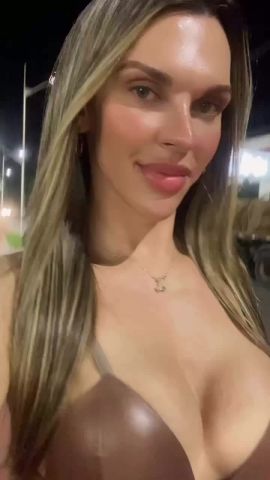 Bruninha Ambrosyo