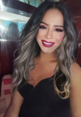 Jhazmin Ferrel 