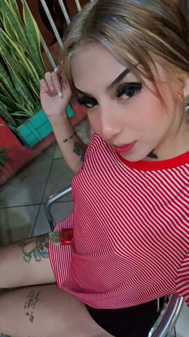 Mia
