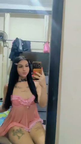 Mia